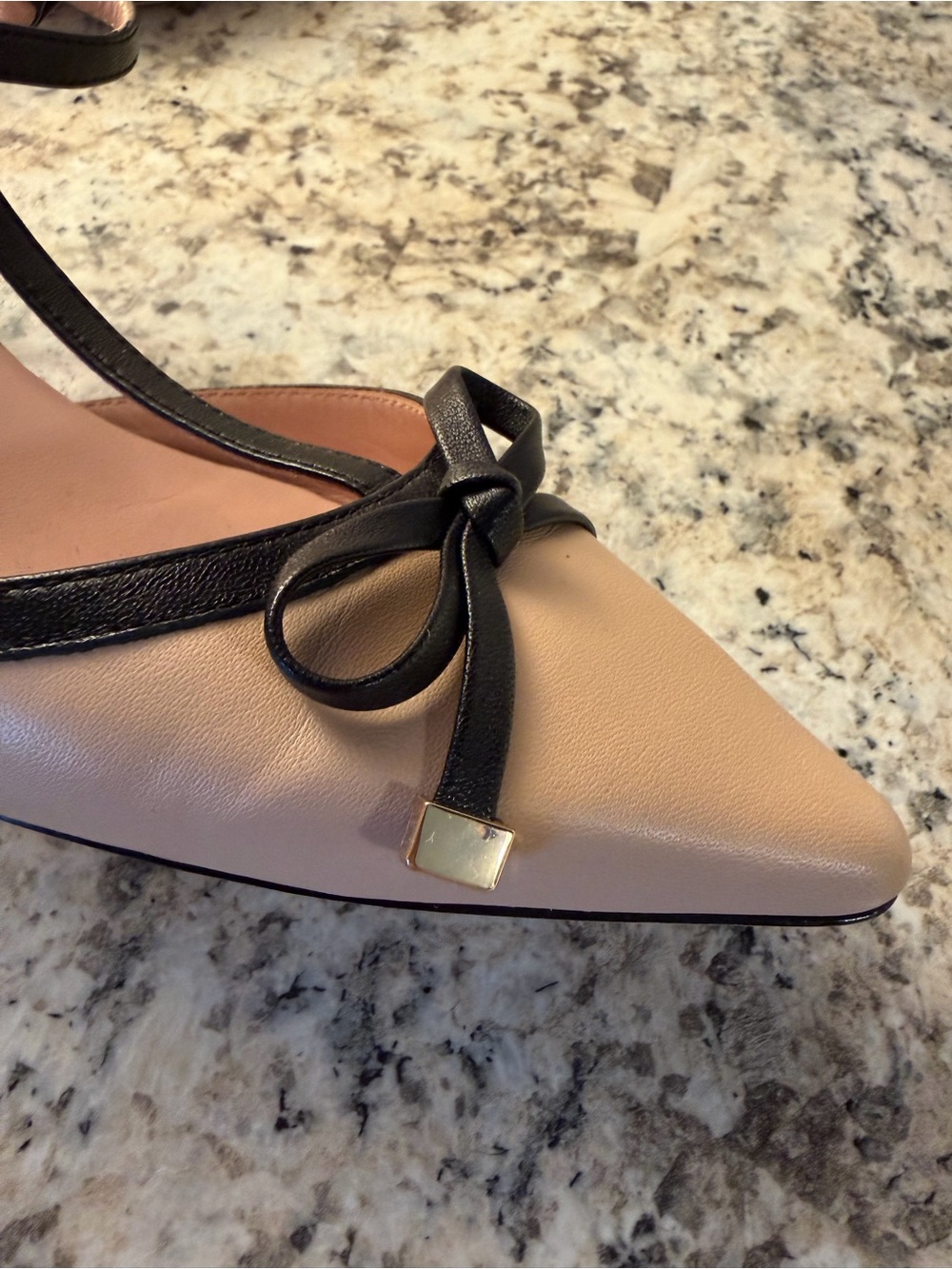 Kate Spade ♠️ beige and black T-strap pointed-toe bow pumps Ponoma Office Heels - Picture 8 of 11